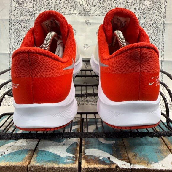 Nike Quest 4 Red White Gray Men's Running Shoes (DA1105-100) White Size 12 EUC - Picture 8 of 10